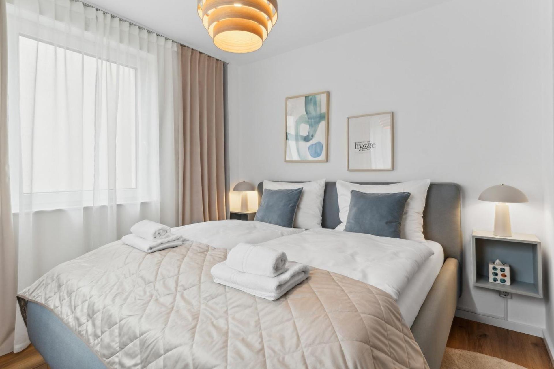 Zwei Apartments Fuer Bis Zu 8 Personen Zentral, Modern, Mit Terrasse & Balkon Bielefeld Exterior foto